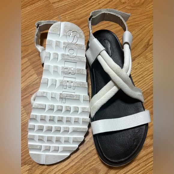 Sorel Women's Black and White Sandals - Picture 3 of 5
